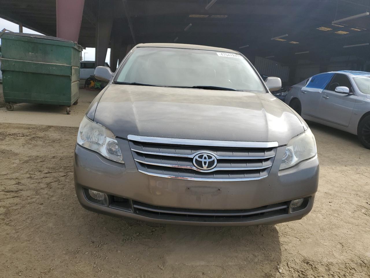 2007 Toyota Avalon - Image 5