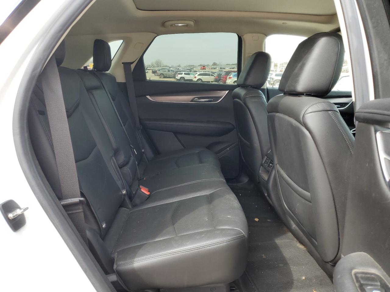 2019 Cadillac XT5 - Image 11