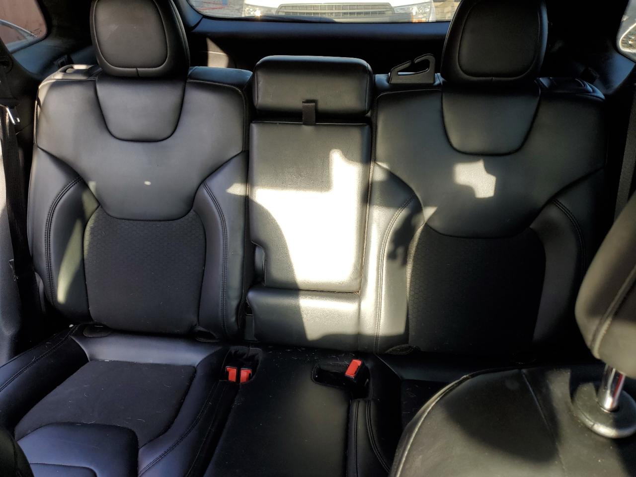 2020 Jeep Grand Cherokee - Image 10