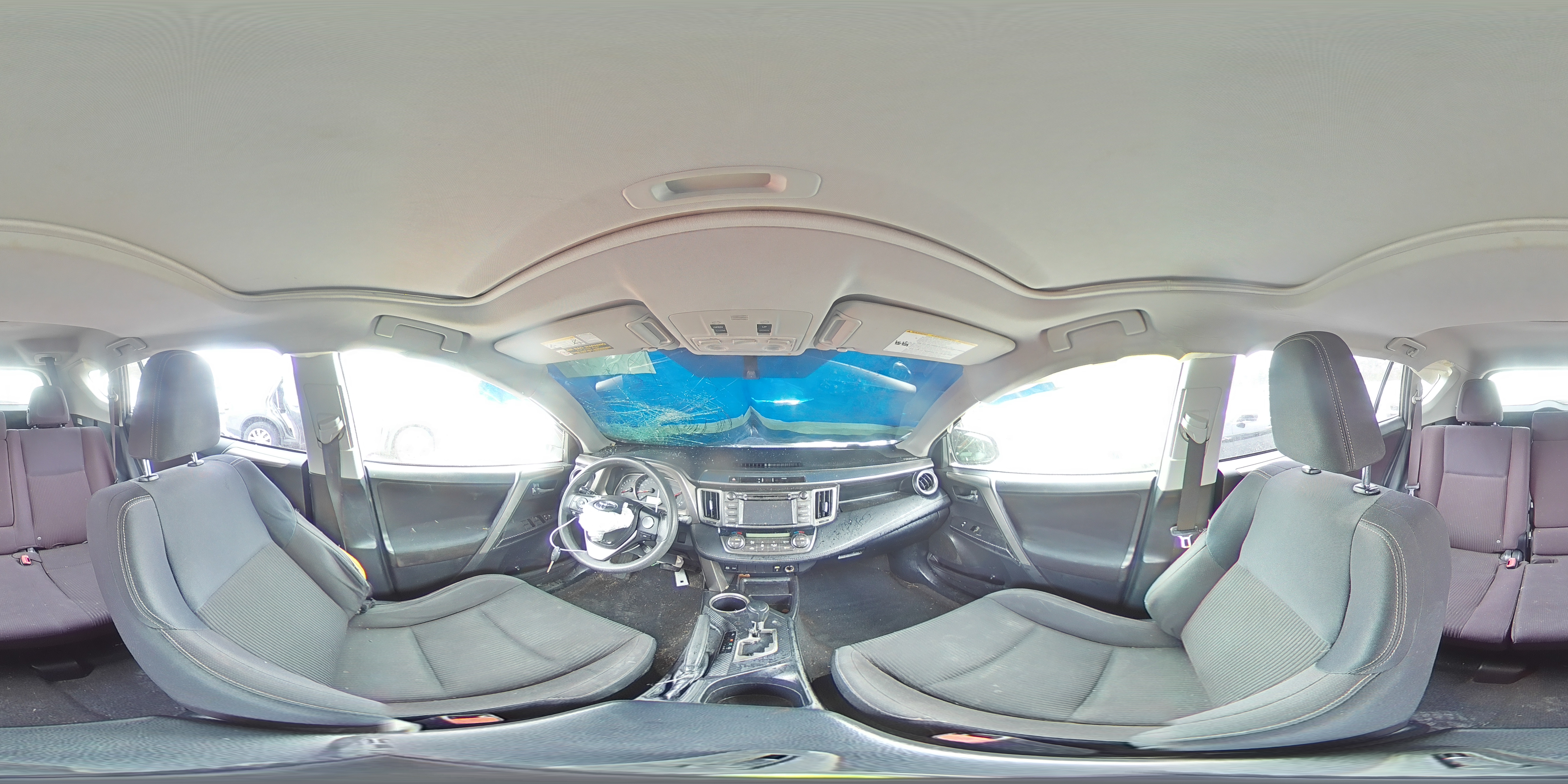 2015 Toyota RAV 4 - Image 16