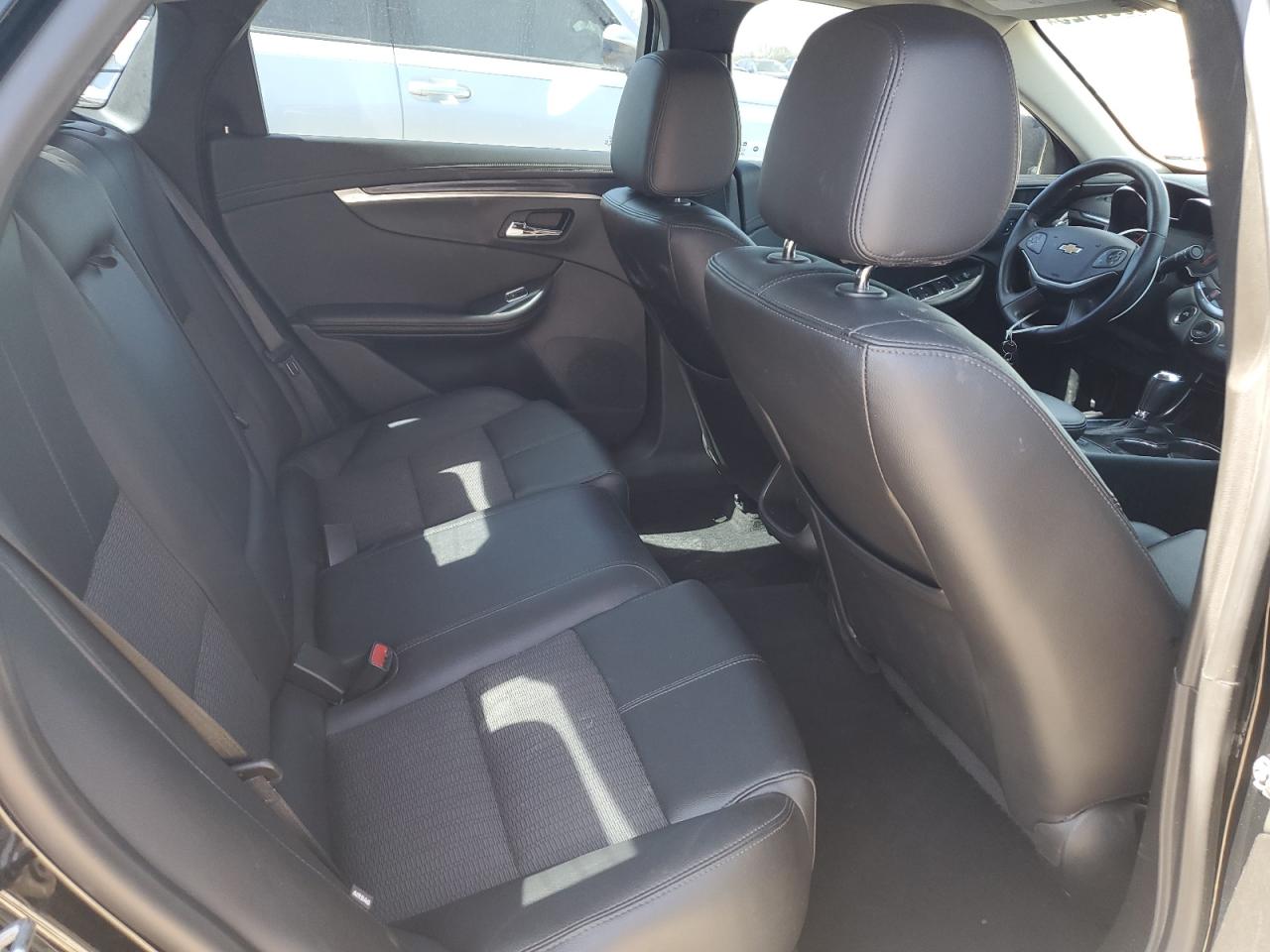 2019 Chevrolet Impala - Image 10