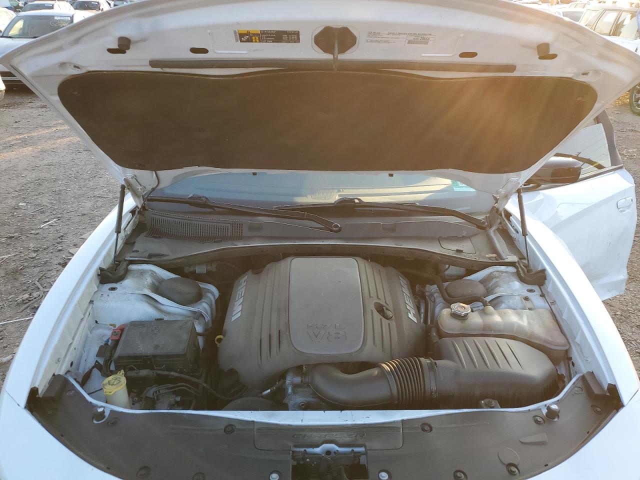 2018 Dodge Charger - Image 11