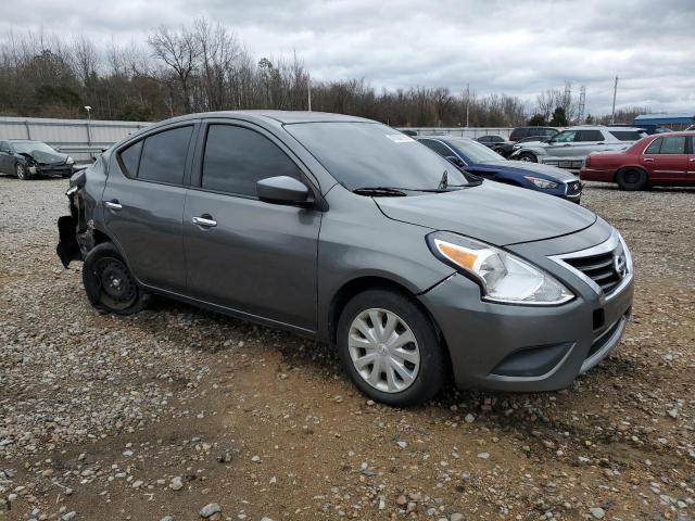  NISSAN VERSA 2017 Угольный