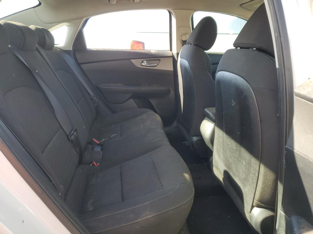 2019 Kia Forte - Image 10