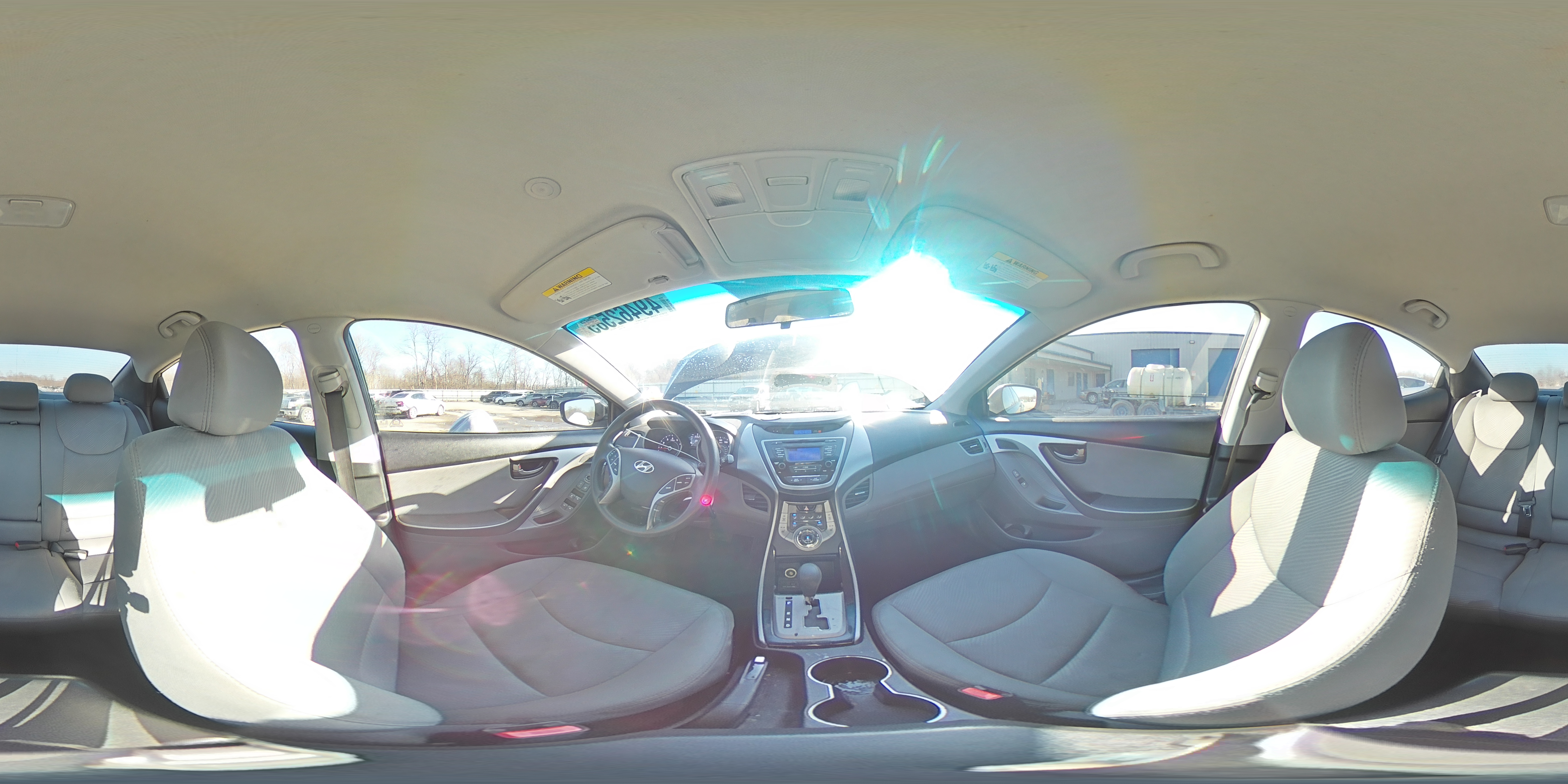 2013 Hyundai Elantra - Image 14