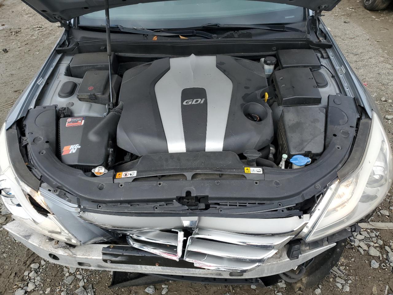 2013 Hyundai Genesis - Image 11