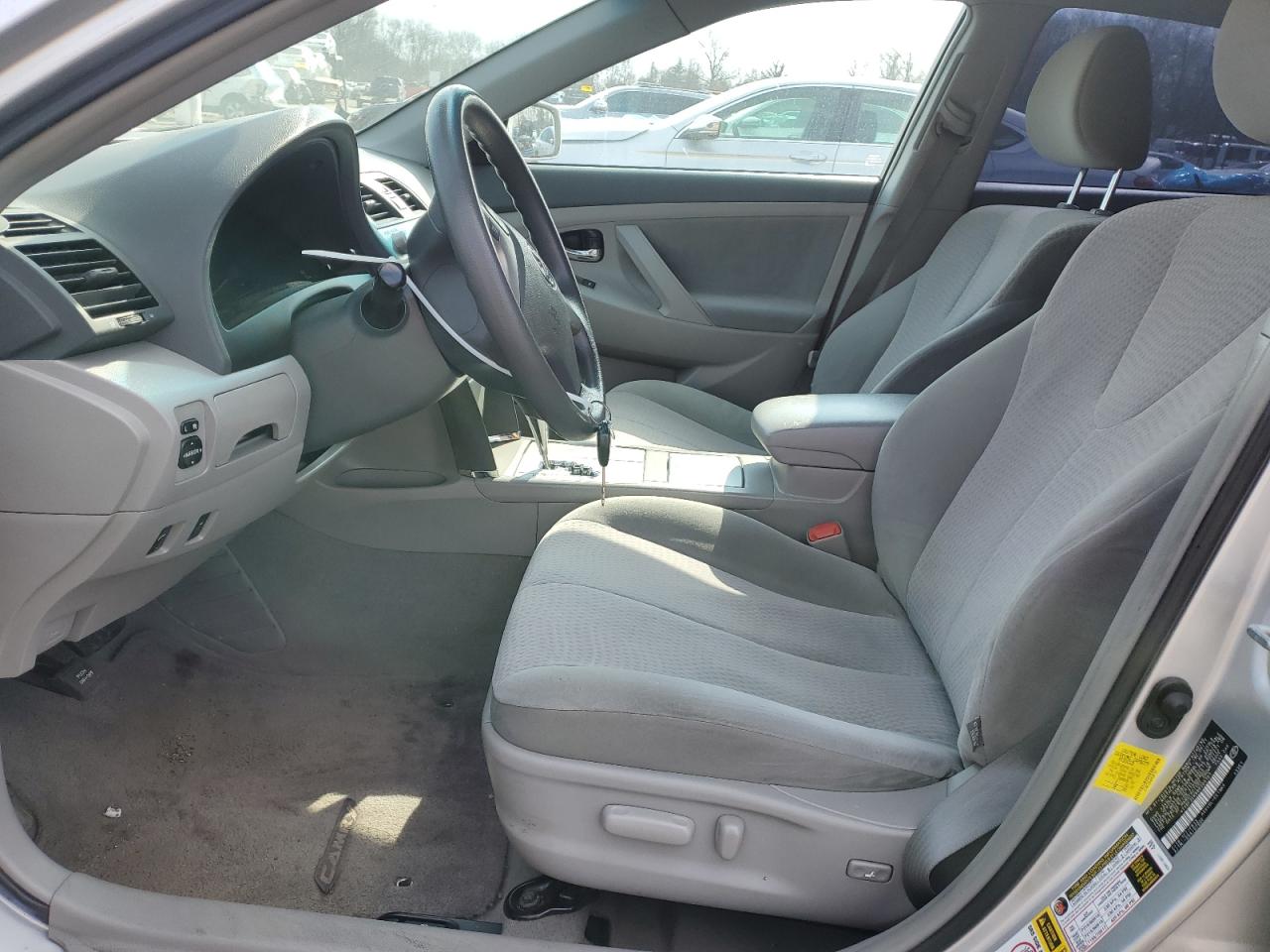 2011 Toyota Camry - Image 7