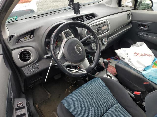  TOYOTA YARIS 2013 Srebrny
