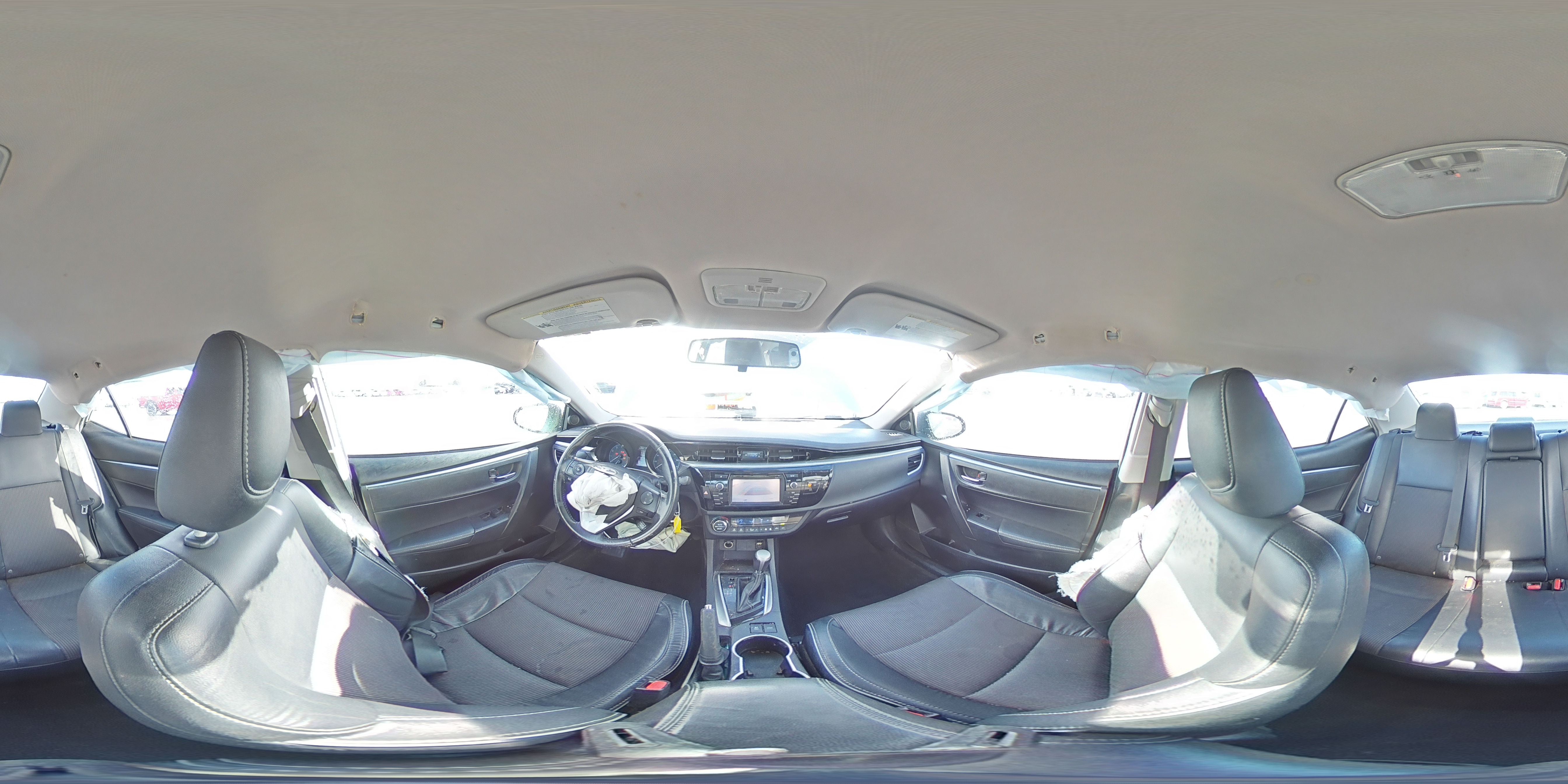 2015 Toyota Corolla - Image 12