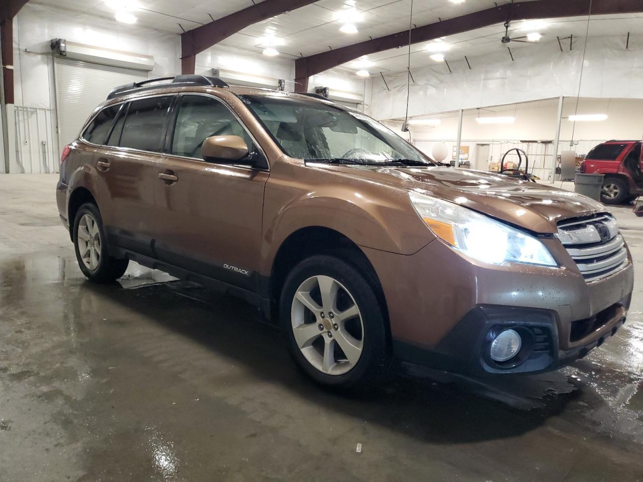 2013 Subaru Outback - Image 4