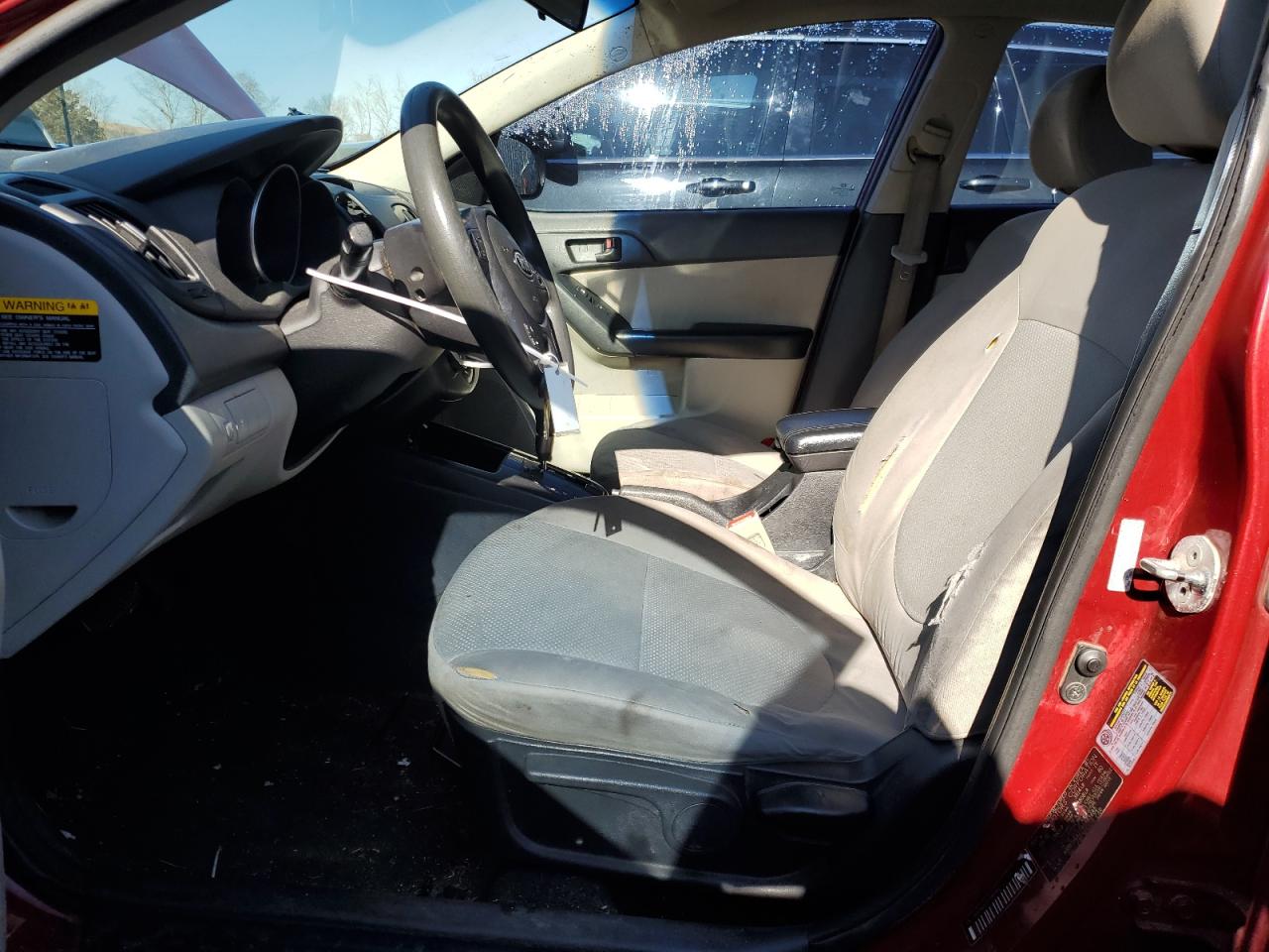 2010 Kia Forte - Image 7