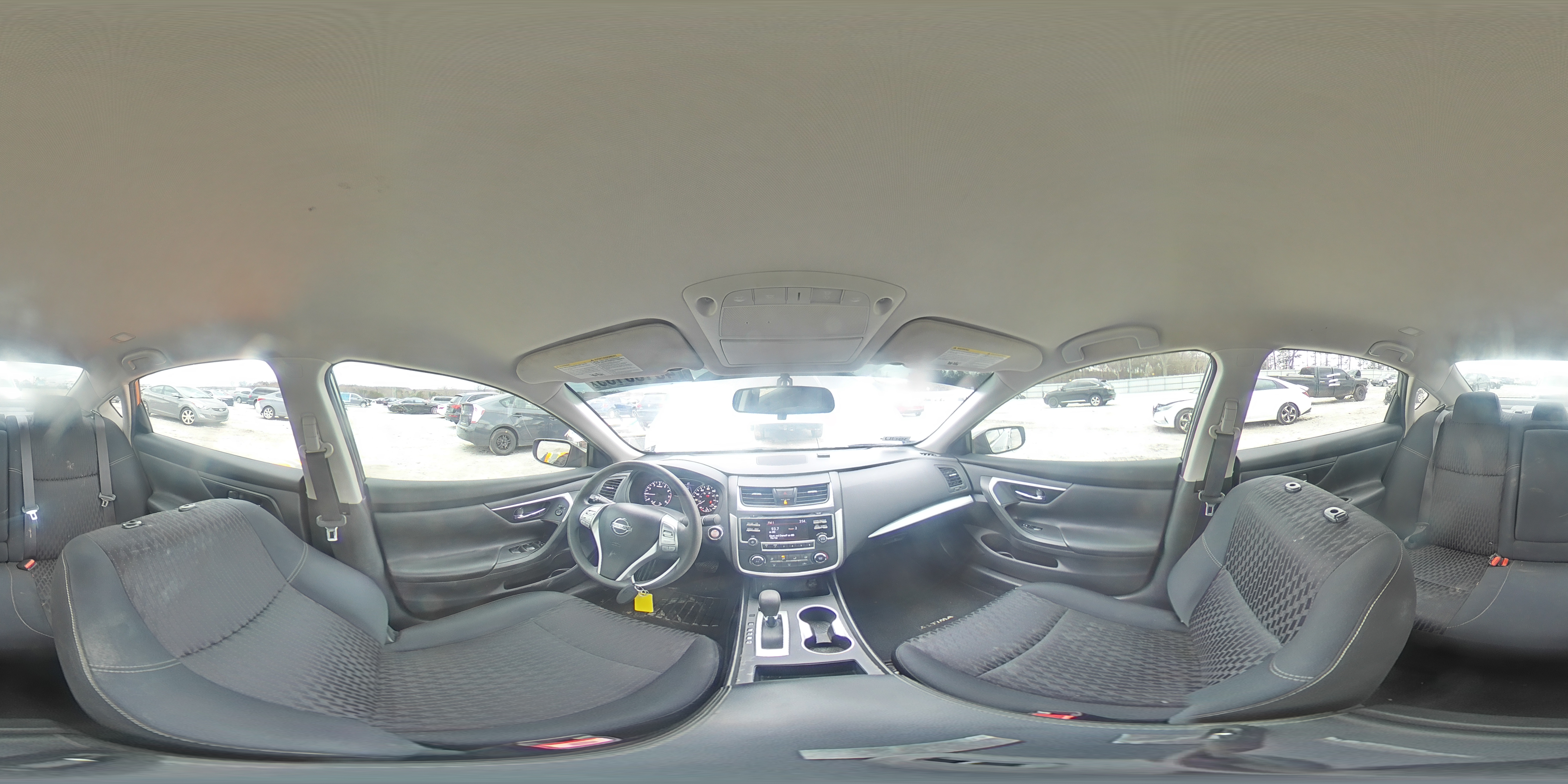 2017 Nissan Altima - Image 12