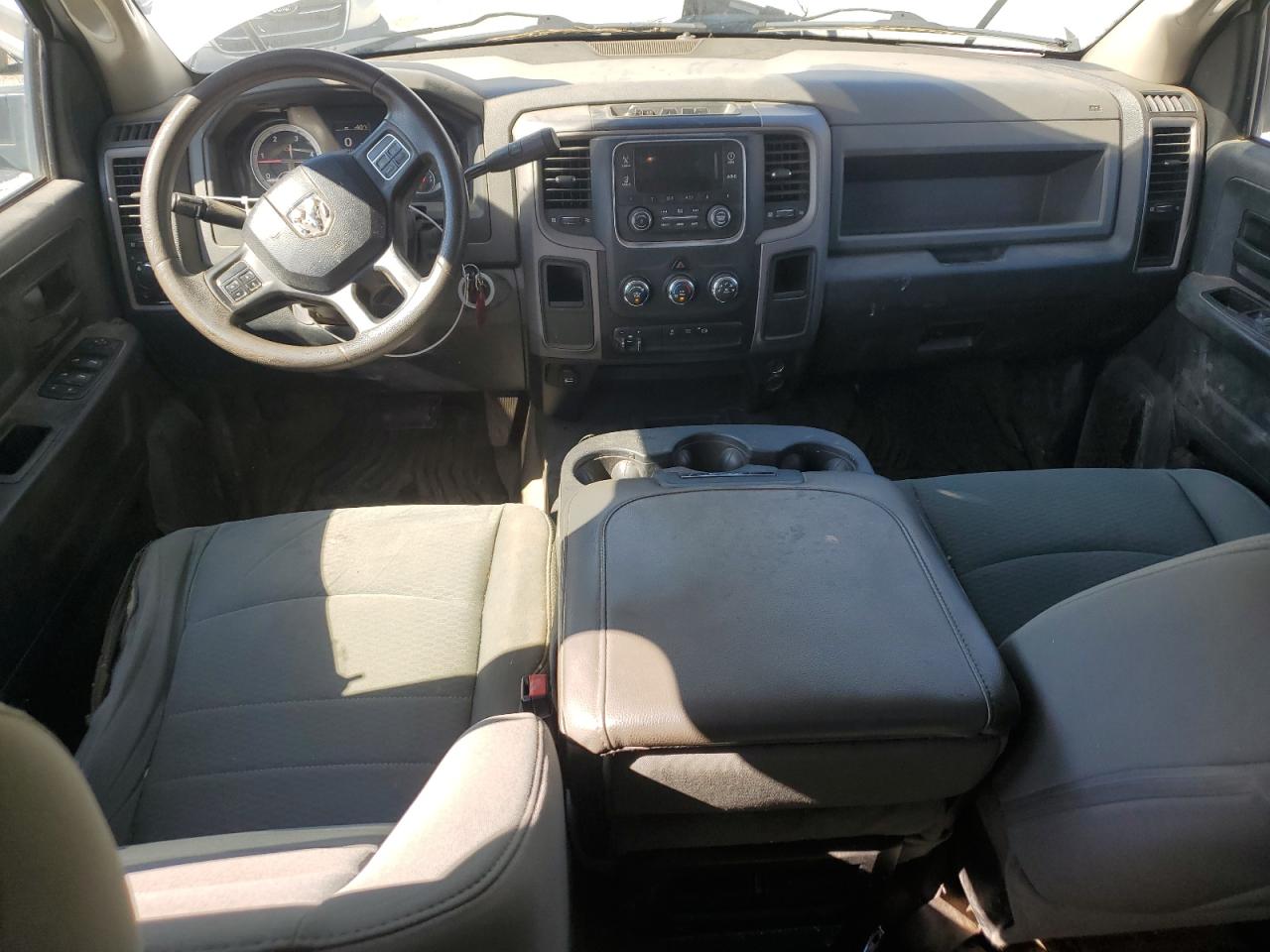 2014 RAM 3500 - Image 8
