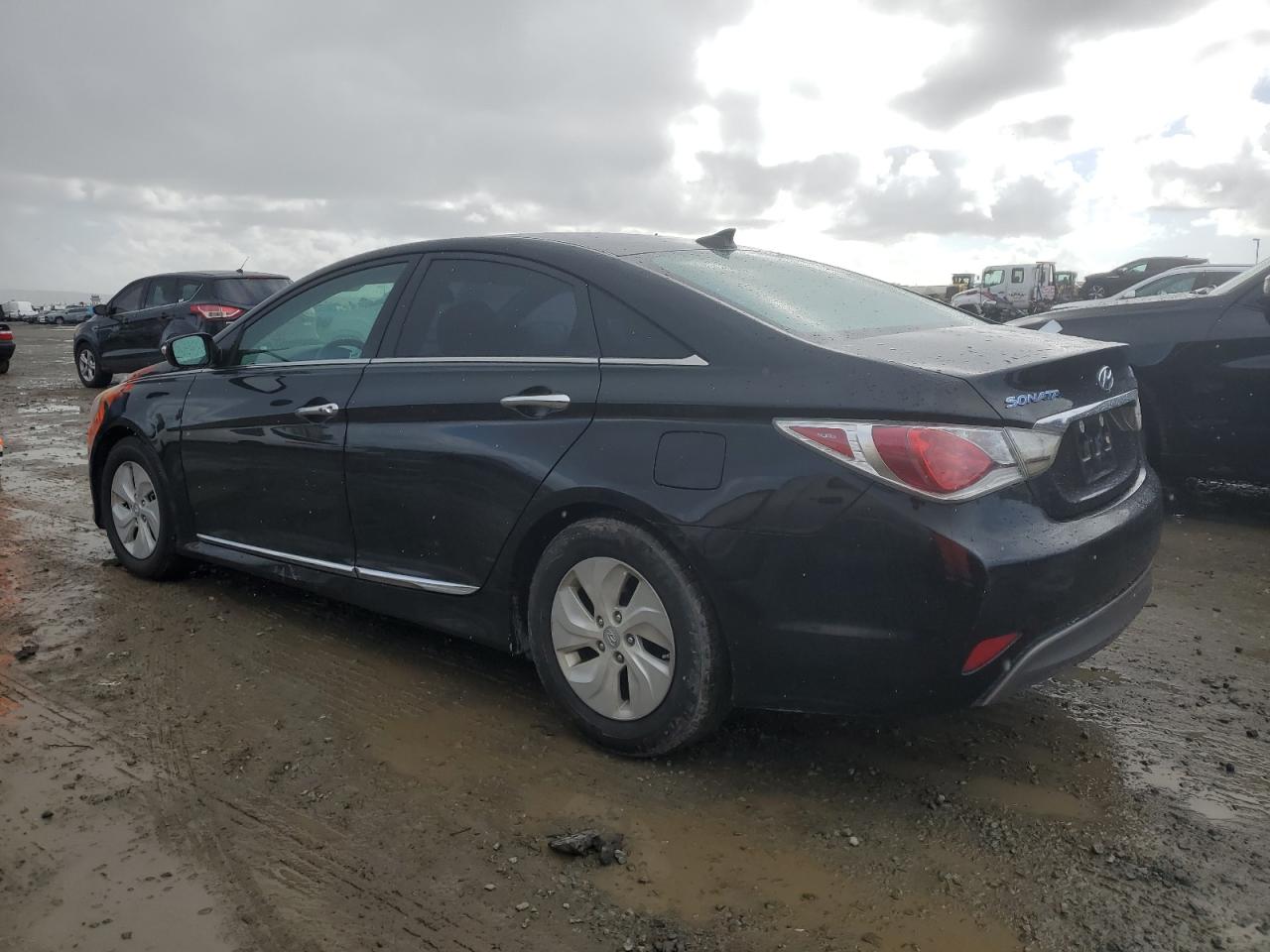 2015 Hyundai Sonata - Image 2