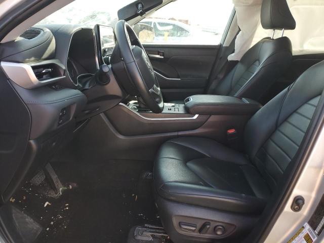  TOYOTA HIGHLANDER 2024 Srebrny