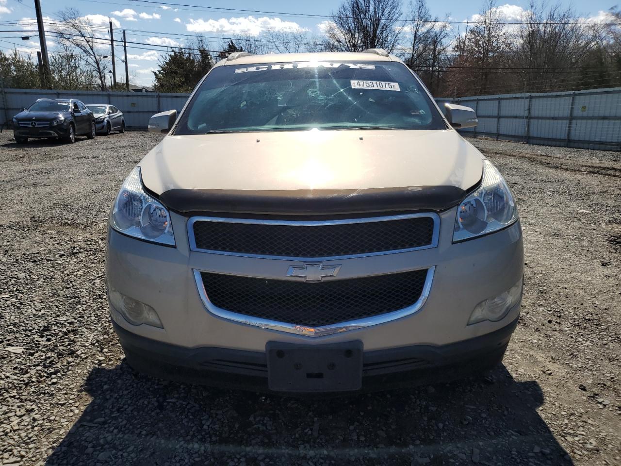 2011 Chevrolet Traverse - Image 5