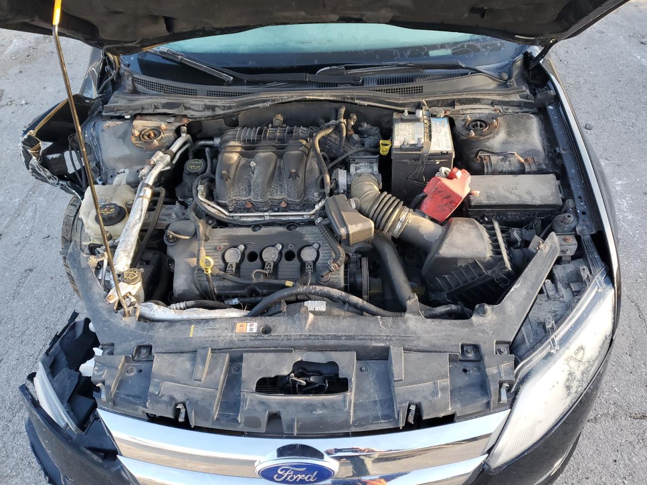 2012 Ford Fusion - Image 13
