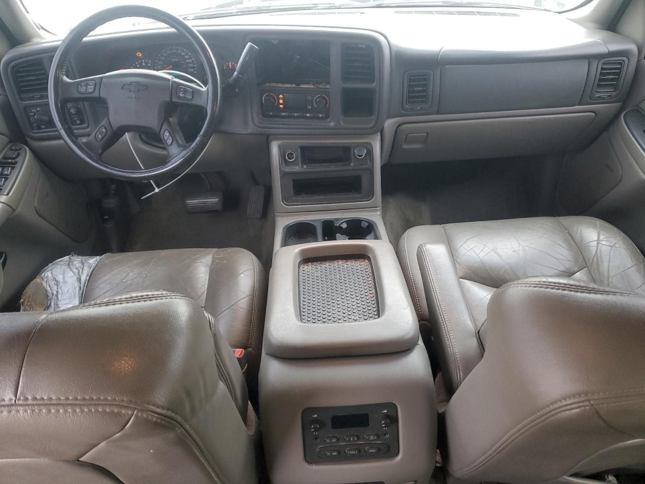 2004 GMC Yukon - Image 8