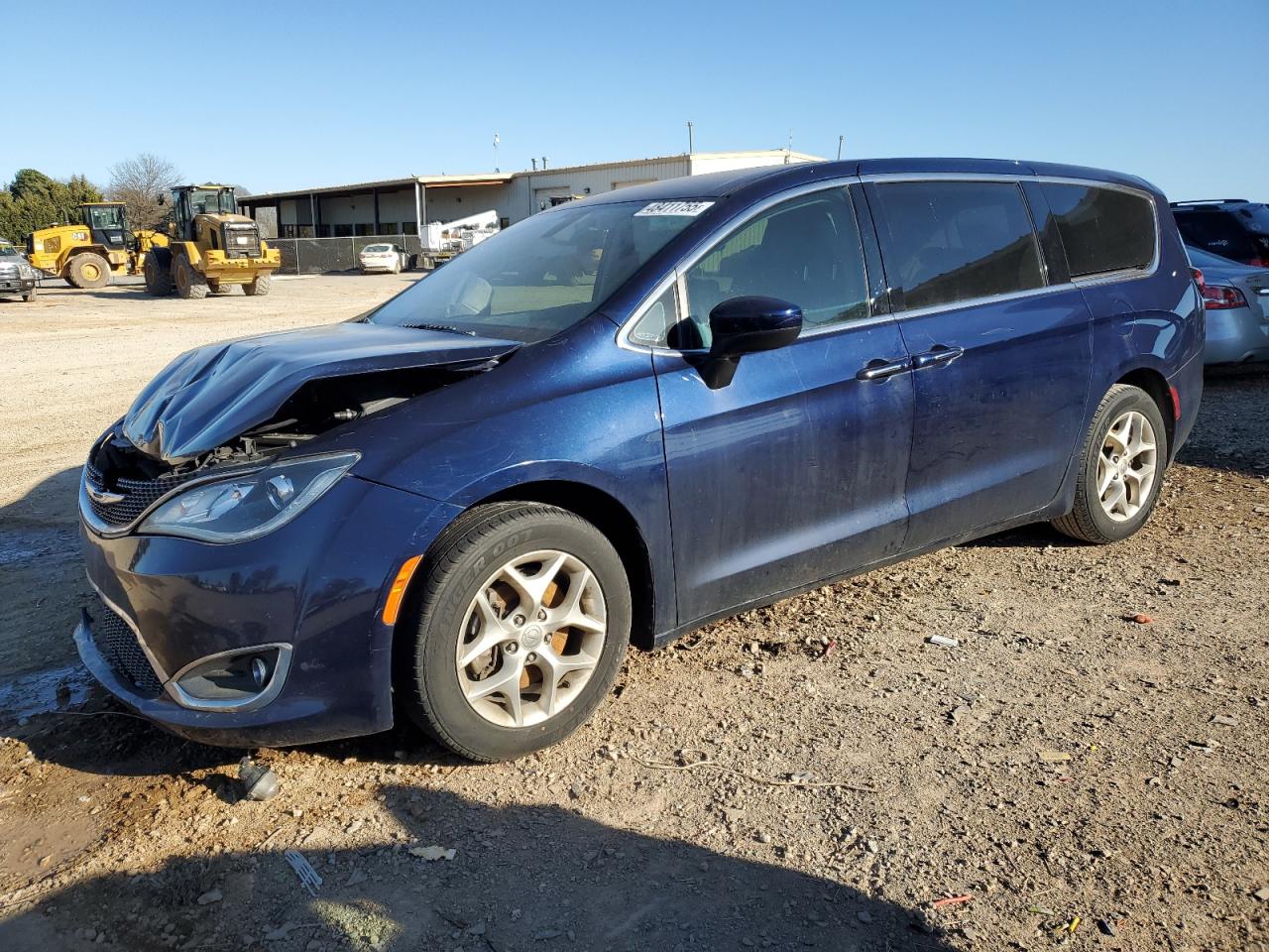 2017 Chrysler Pacifica - Image 1