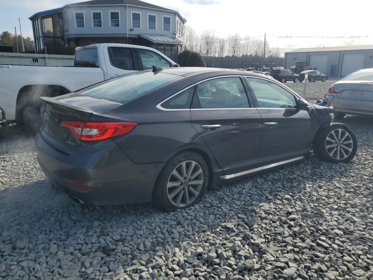 2016 Hyundai Sonata - Image 3