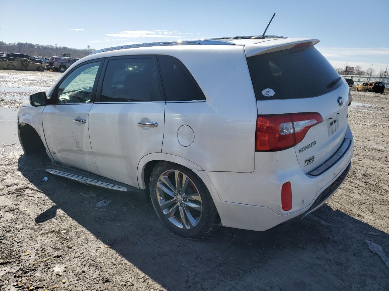 2015 Kia Sorento - Image 2
