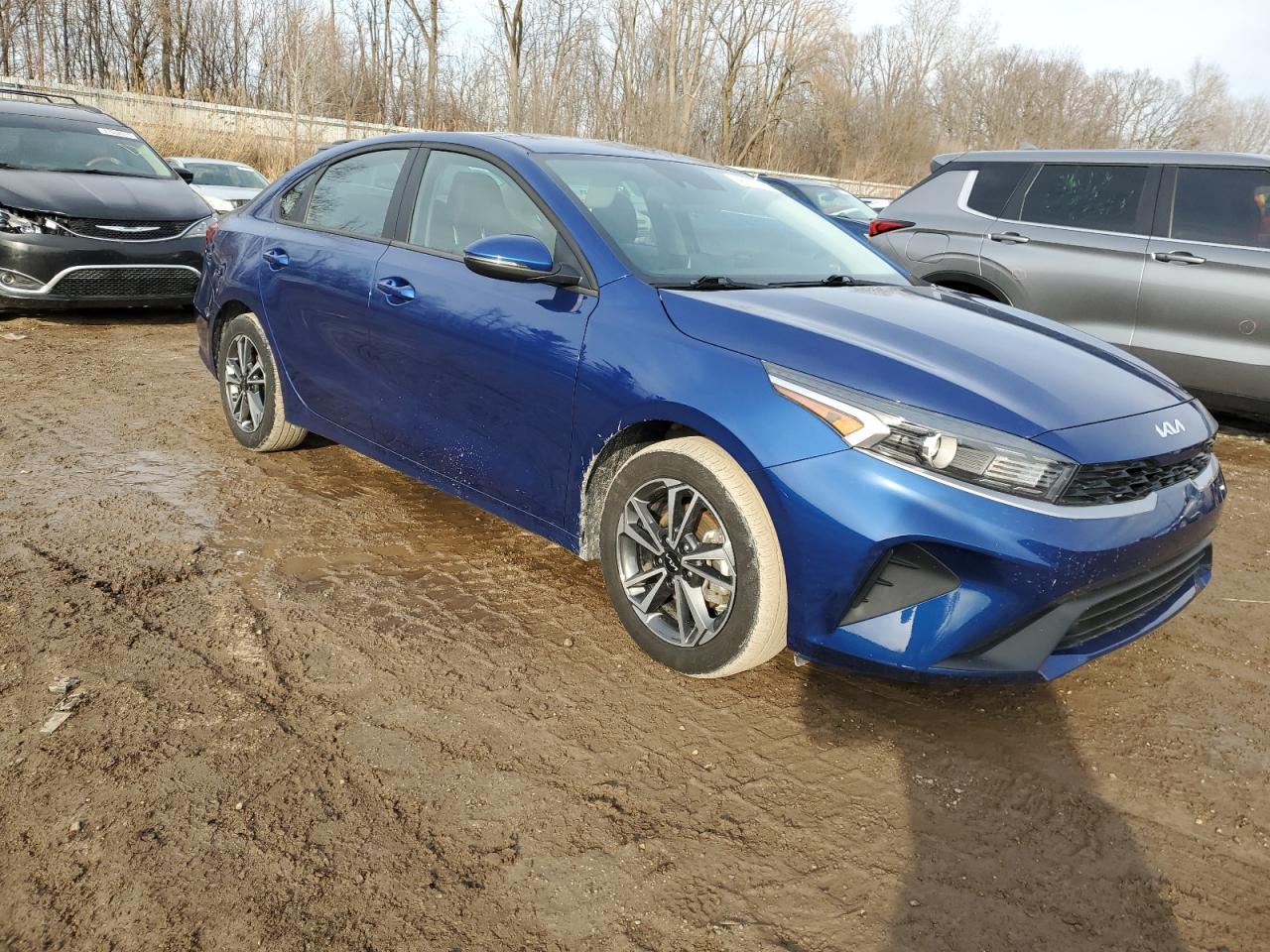 2023 Kia Forte - Image 4