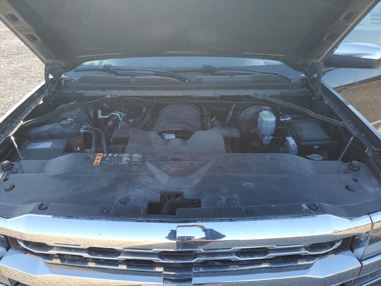 2018 Chevrolet Silverado - Image 11