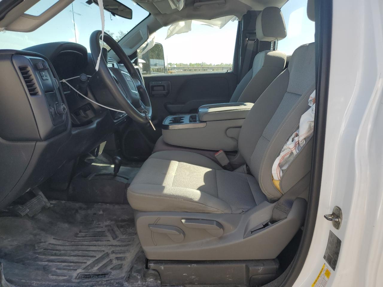 2018 GMC Sierra - Image 7