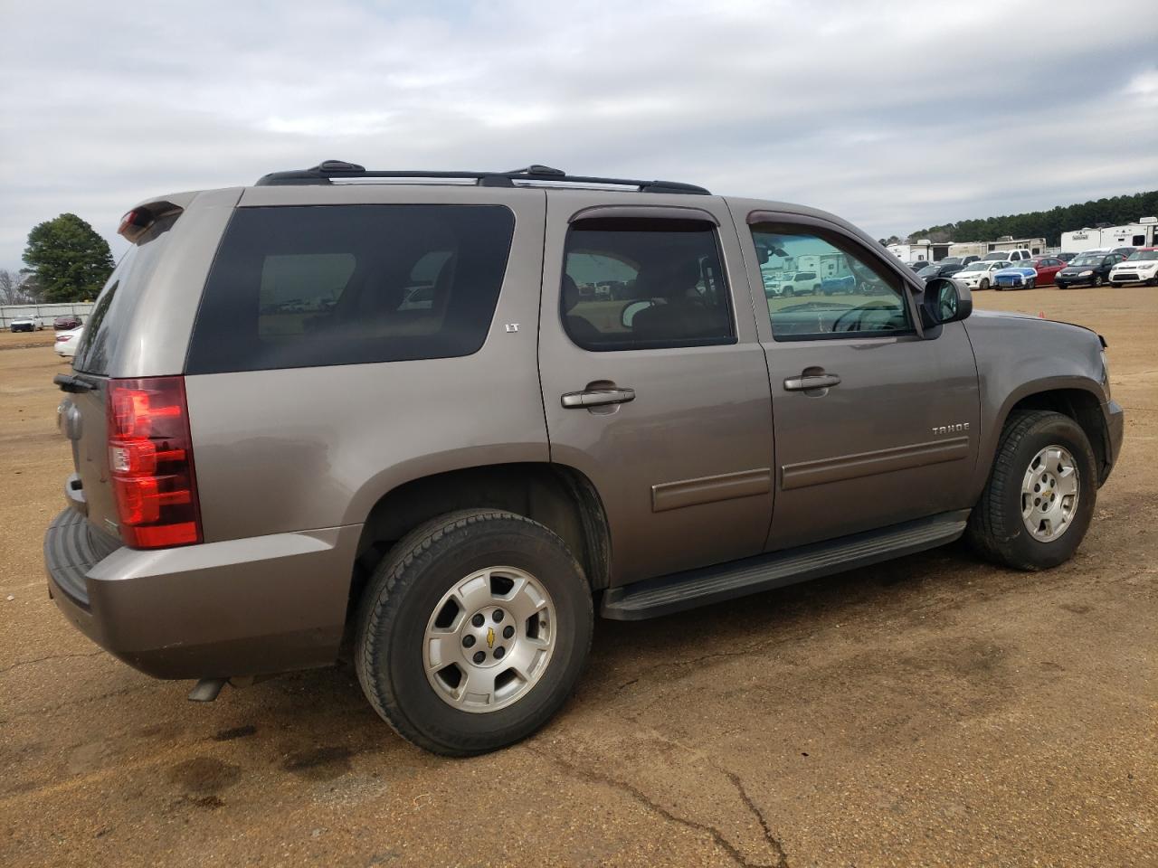 2012 Chevrolet Tahoe - Image 3