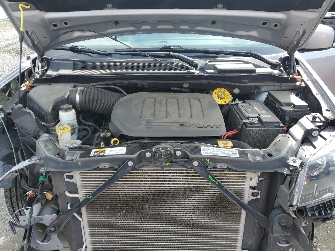 2019 Dodge Caravan - Image 12