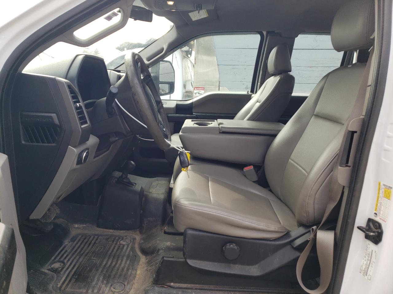 2017 Ford F350 Super Duty VIN: 1FT8X3B63HEB87766 Lot: 47417415