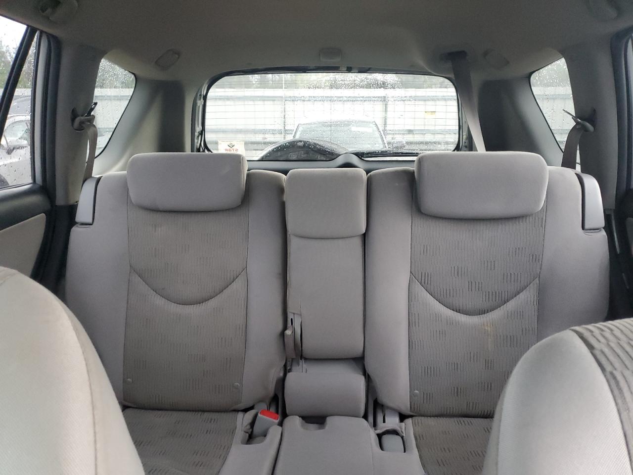 2010 Toyota RAV 4 - Image 10