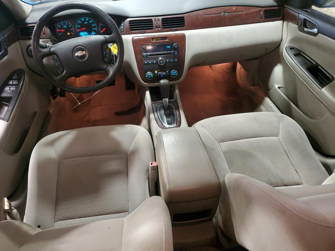 2010 Chevrolet Impala - Image 8
