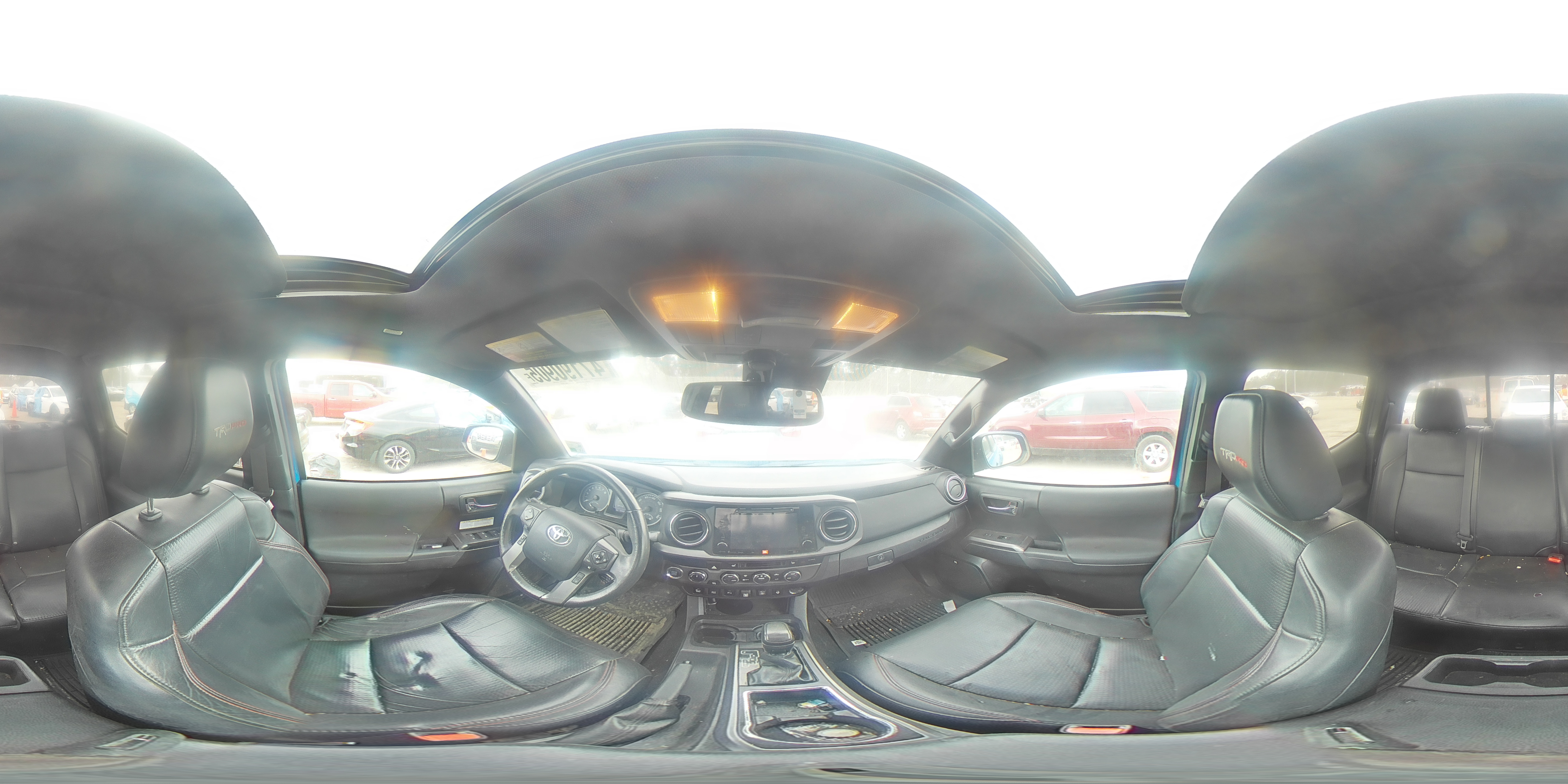 2019 Toyota Tacoma - Image 13