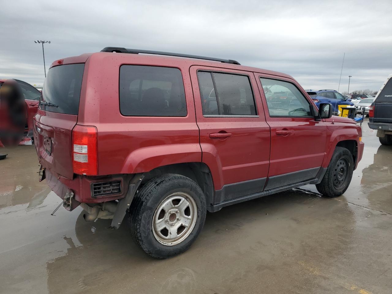 2014 Jeep Liberty (Patriot) - Image 3