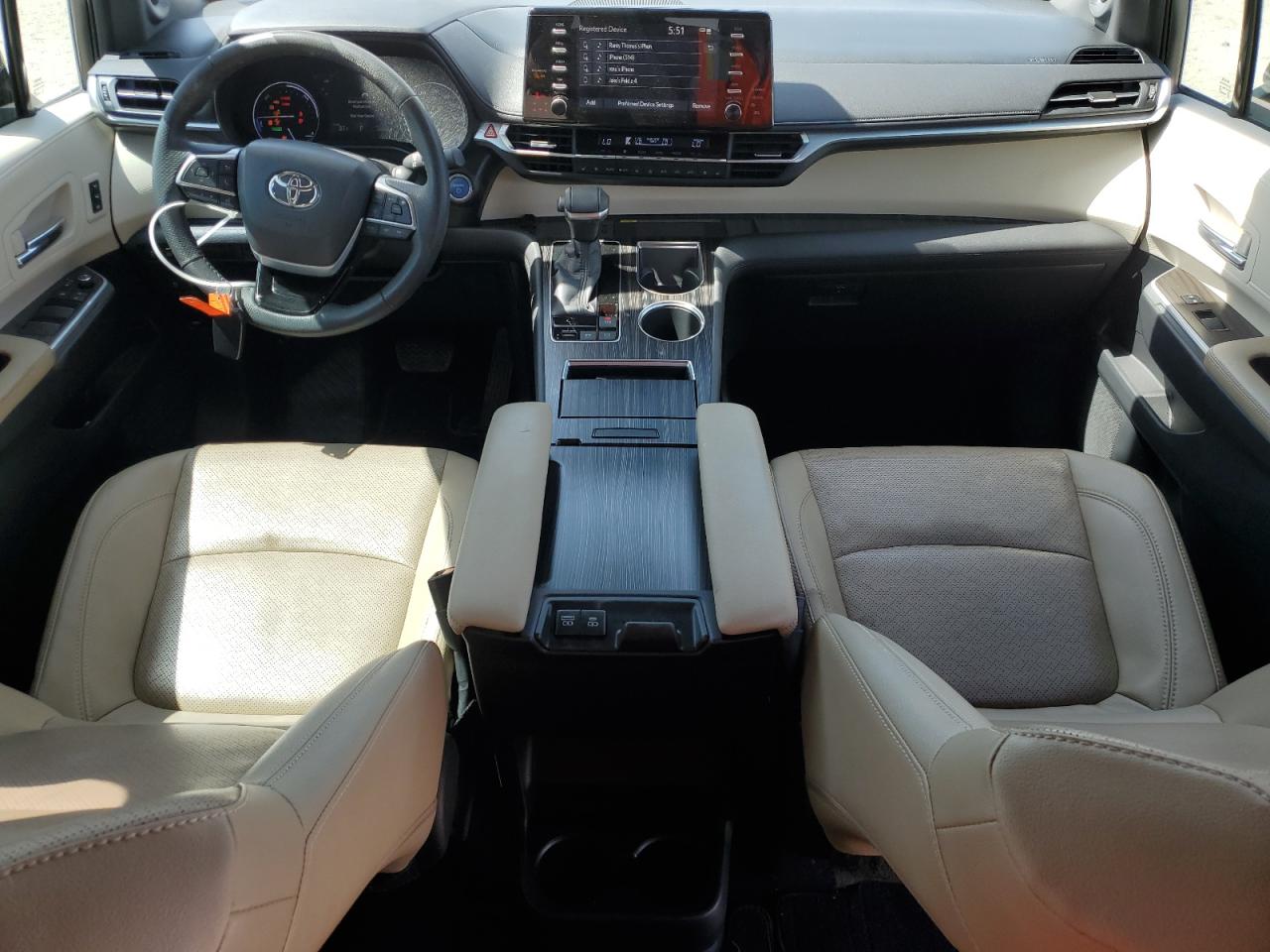 2021 Toyota Sienna - Image 8