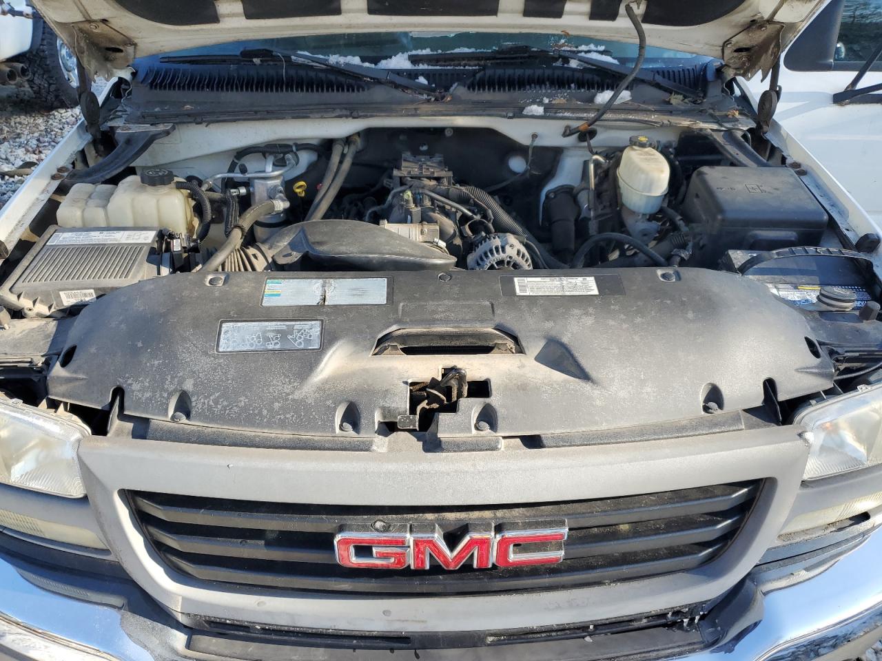 2005 GMC New Sierra C3500 VIN: 1GDJC34U05E338465 Lot: 46975265