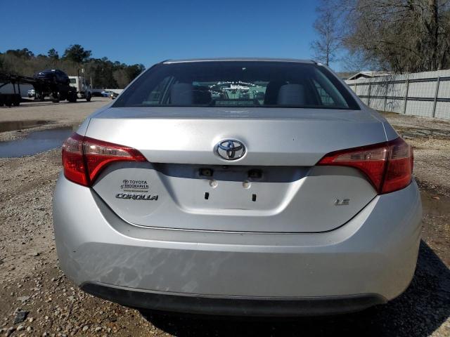 Седаны TOYOTA COROLLA 2017 Серебристый