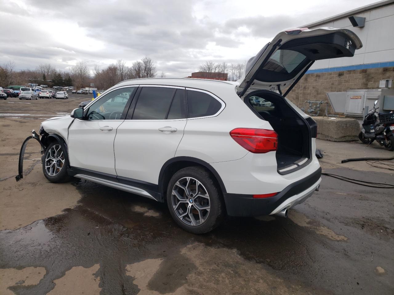 2022 BMW X1 - Image 2