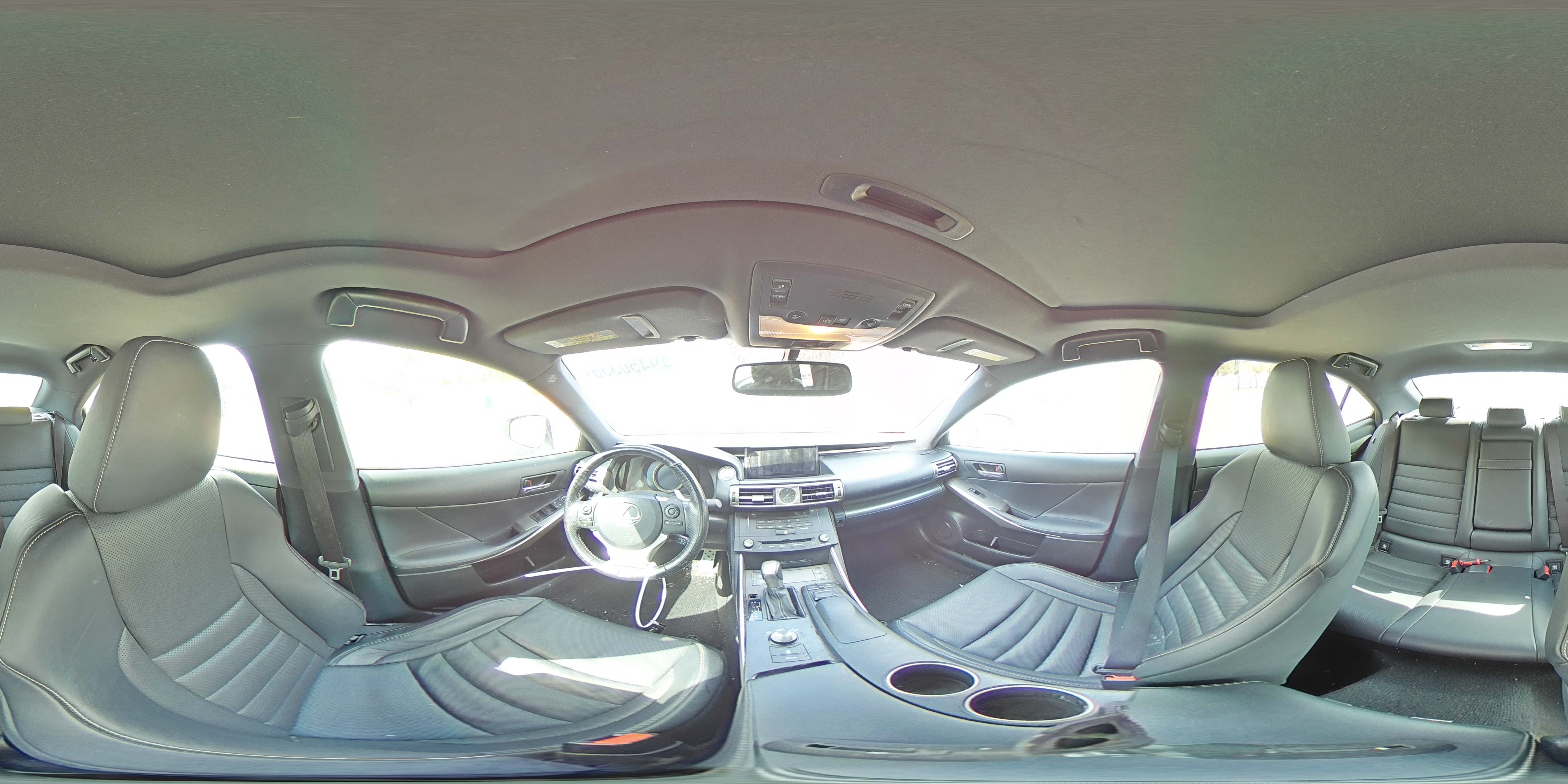 2016 Lexus IS - Image 13