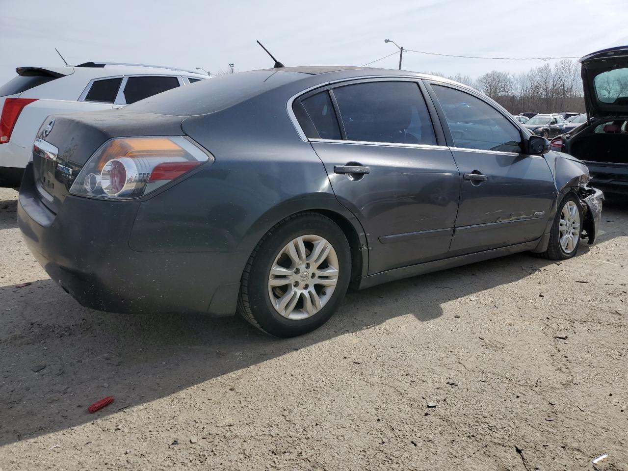 2010 Nissan Altima - Image 3