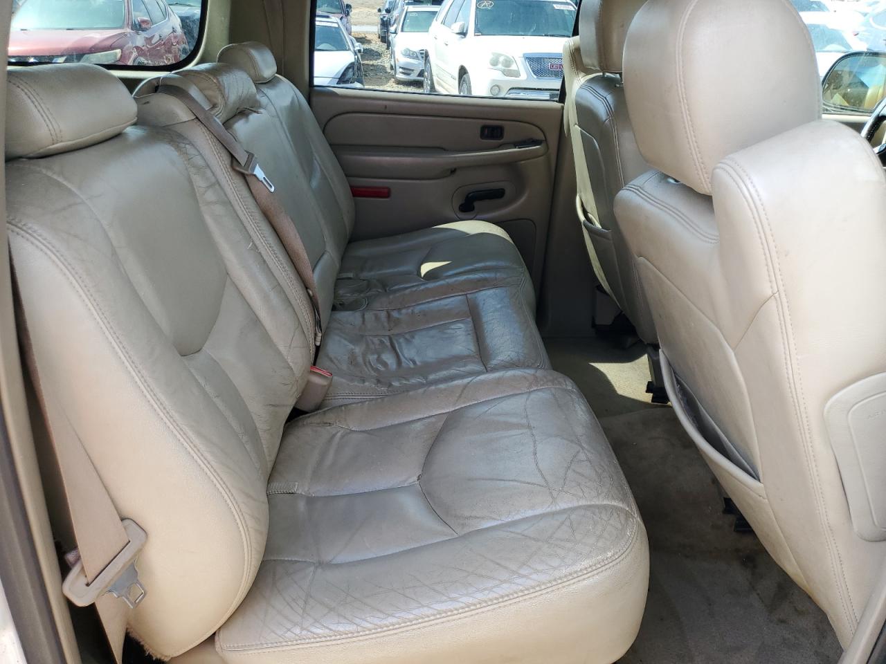 2004 Chevrolet Suburban C1500 VIN: 1GNEC16Z44J210651 Lot: 48733965