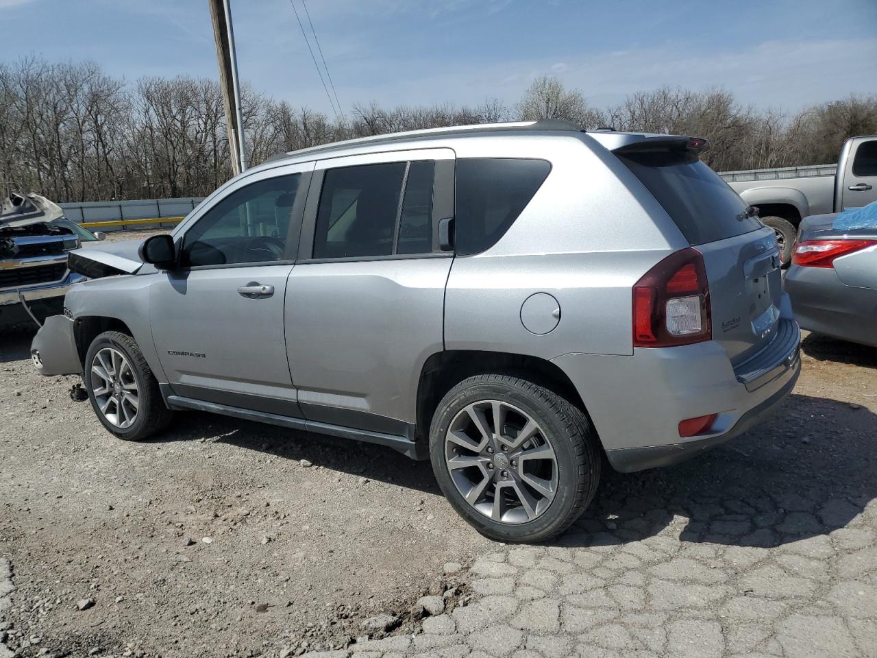 2016 Jeep Compass - Image 2