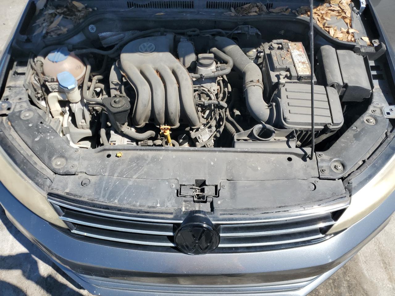 2015 Volkswagen Jetta - Image 11