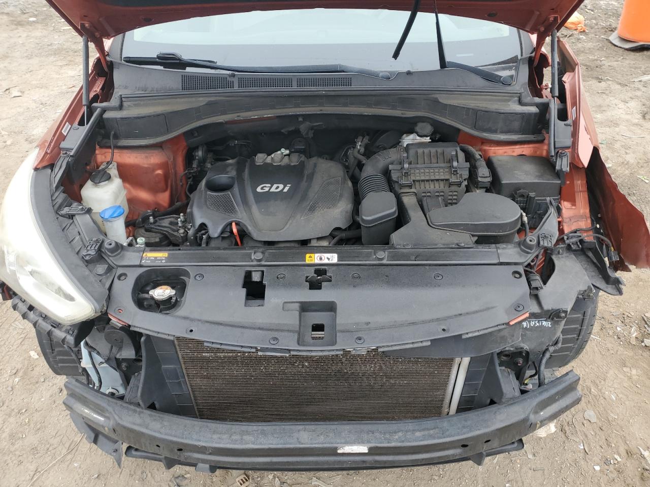 2015 Hyundai Santa Fe - Image 12