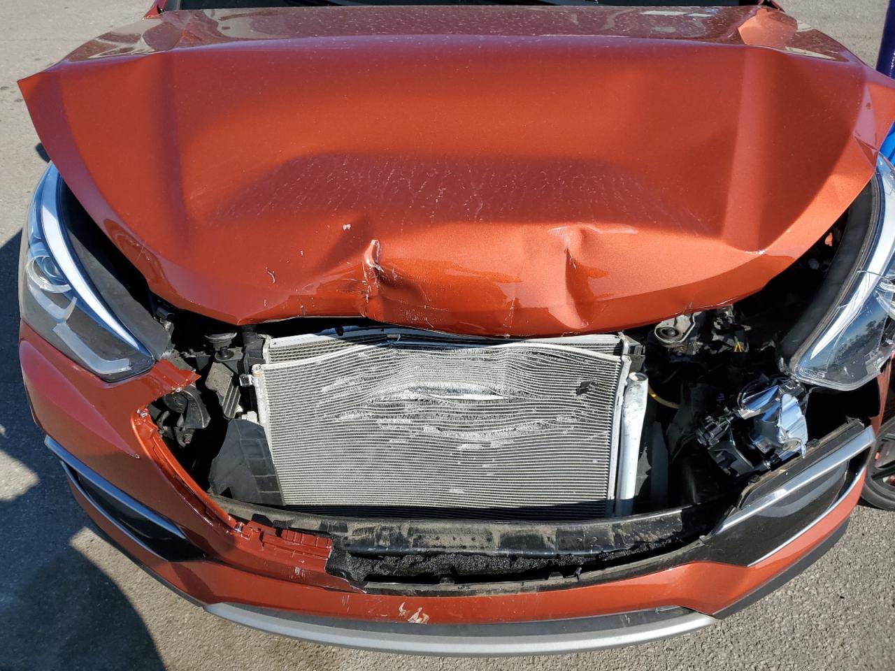 2017 Hyundai Santa Fe - Image 13