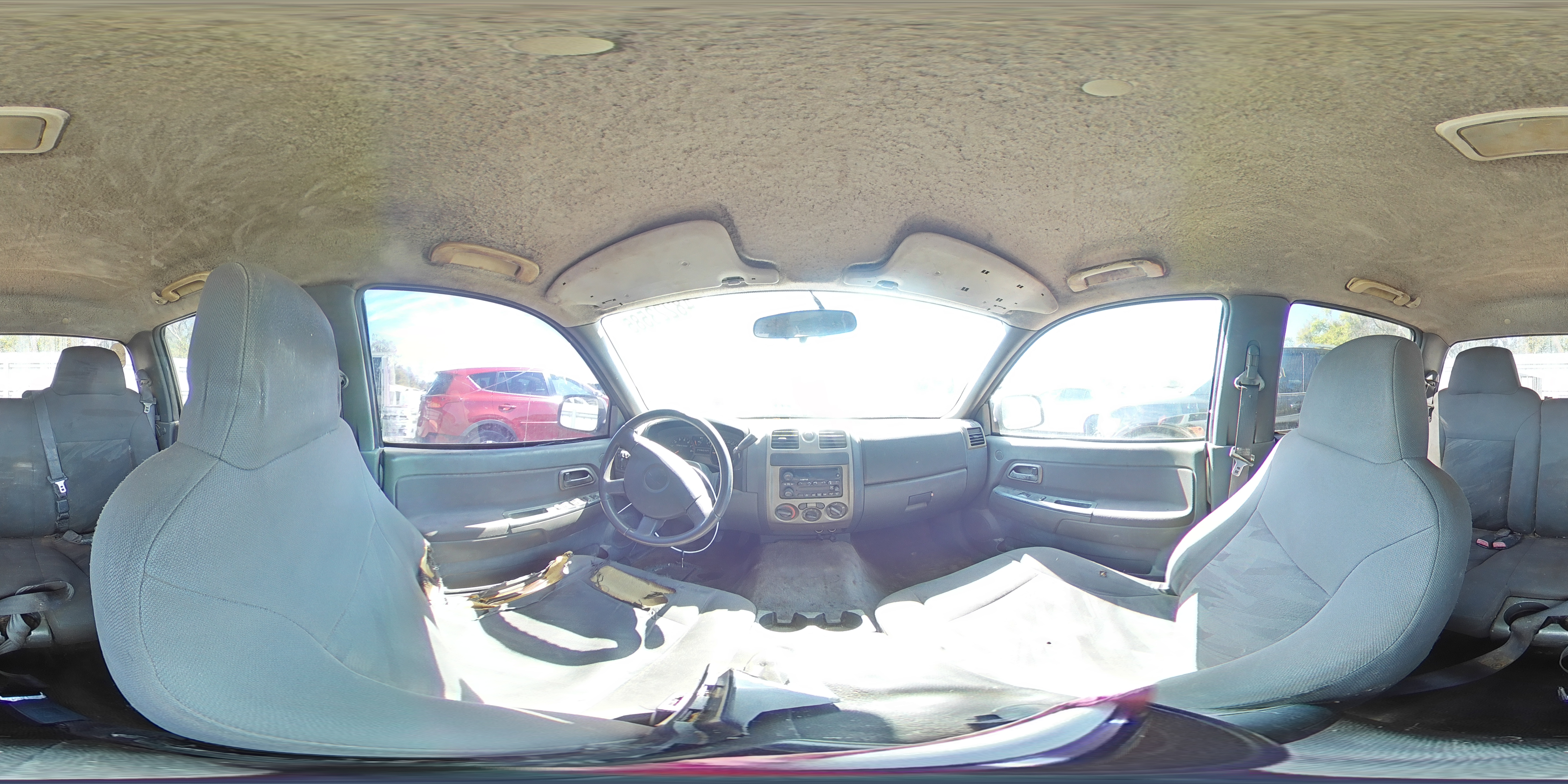 2005 Chevrolet Colorado - Image 12