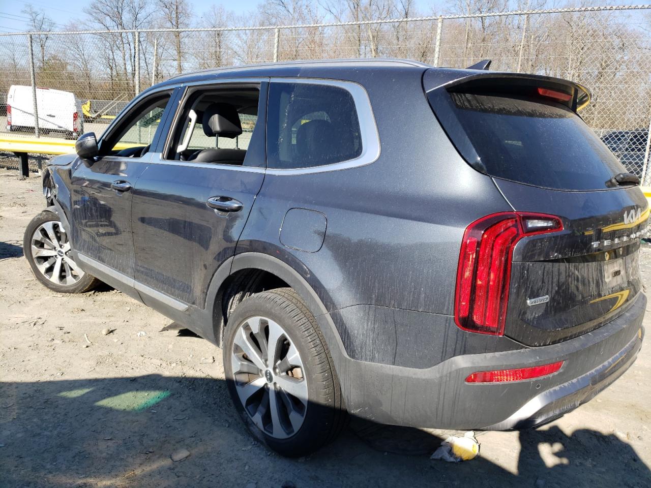 2022 Kia Telluride - Image 2