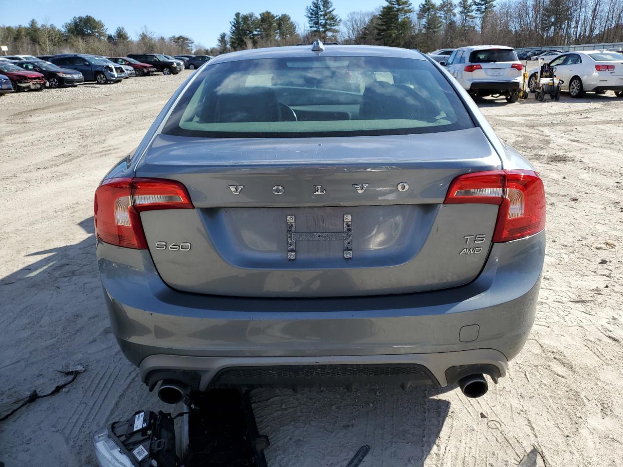2018 Volvo S60 - Image 6