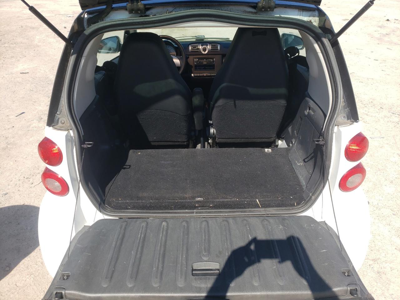 2014 Smart Fortwo - Image 10